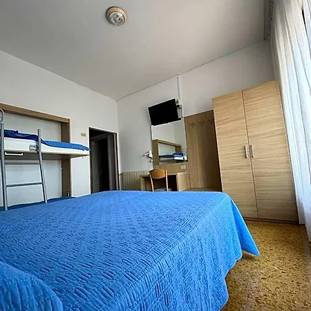 Hotell Ariston *